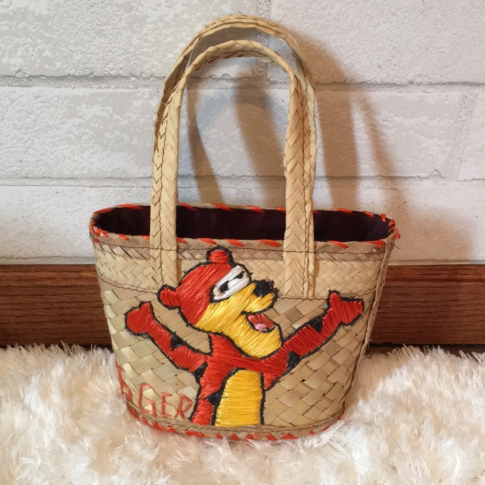 Cute Disney Tigger hand woven straw kids purse!